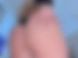 ScarletAndTom's Live Sex Cam Show