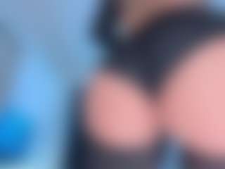 Live cam show with Scarletthegoddess - Domination on StripNow
