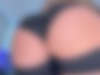 Live cam show with Scarletthegoddess - Natural on TastyBlacksLive