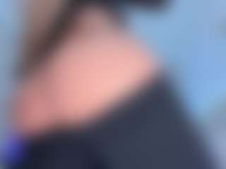 Live cam show with Scarletthegoddess - Natural on xxxlivecams.org