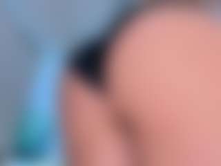 Live cam show with Scarletthegoddess - Small Cock on sexylive.show