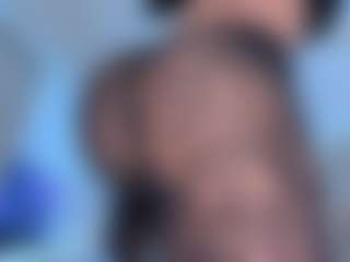 Live cam show with Scarletthegoddess - Kiirro on Chatstar