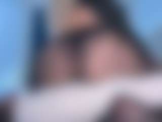 Live cam show with Scarletthegoddess - Tease on Camiplay Live