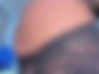 Live cam show with Scarletthegoddess - Blonde Hair on Milfs Live