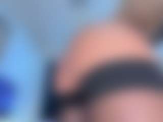 Scarletthegoddess's Live Sex Cam Show