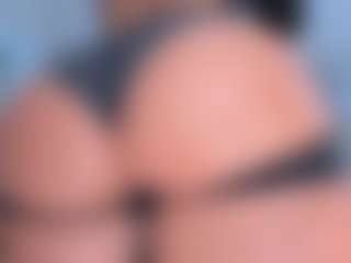 Live cam show with Scarletthegoddess - Dildo on Dare Cams