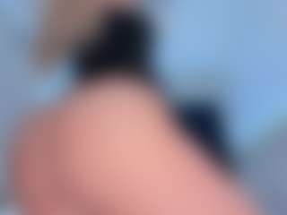 Live cam show with Scarletthegoddess - Erotic Dance on WildCum