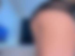 Live cam show with Scarletthegoddess - Blonde Hair Curvy on numayanayam.club