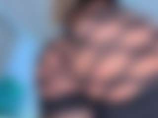 Live cam show with Scarletthegoddess - BBW on Livezox