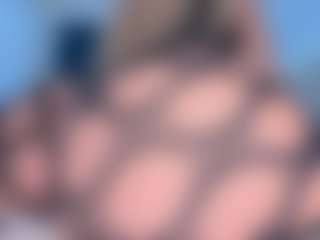 Live cam show with Scarletthegoddess - Fingers on Camsoda