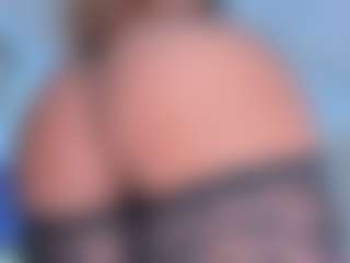 Live cam show with Scarletthegoddess - Athletic BBW on Camsoda