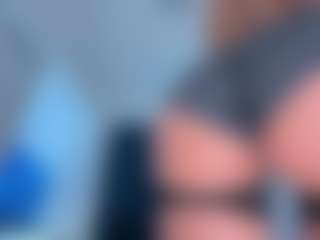 Live cam show with Scarletthegoddess - Cuckold on Pornisteam.com