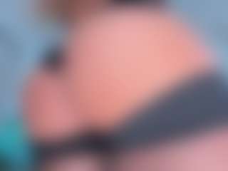 Live cam show with Scarletthegoddess - Mistress on Mixed Magazine Live