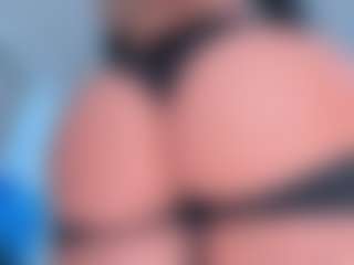 Live cam show with Scarletthegoddess - Hitachi on sexylive.show