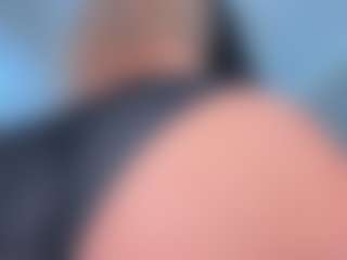 Live cam show with Scarletthegoddess - White on hotwifechat.live | united states
