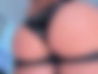 Live cam show with Scarletthegoddess - Ass Bouncing on nudelive.tv