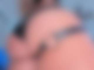 Live cam show with Scarletthegoddess - Blonde Hair Curvy on CamClone