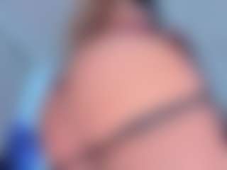 Live cam show with Scarletthegoddess - Blonde Hair Curvy on Camsoda