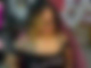 Live cam show with alesyahampton - Ebony on Mixed Magazine Live | colombia
