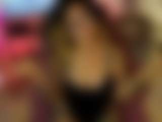 alesyahampton's Live Sex Cam Show