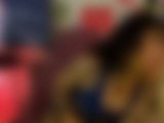 Live cam show with alesyahampton - Ebony Shaved Pussy on Dolls Live
