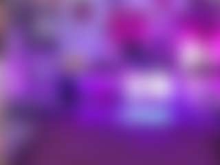 Live cam show with alesyahampton - Spy Curvy on Mixed Magazine Live