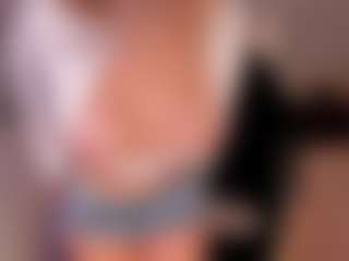 AmyWoods's Live Sex Cam Show