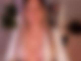 AmyWoods's Live Sex Cam Show