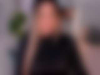 Live cam show with AmyWoods - Average on livesuperchat.net