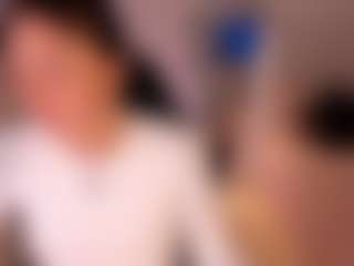 Live cam show with AmyWoods - Cute on TeamSkeetLive