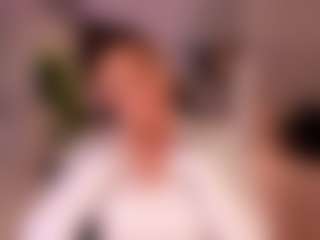 Live cam show with AmyWoods - Average on thefappeningchat.com