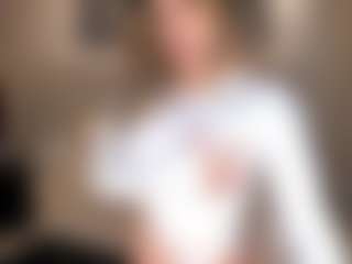 AmyWoods's Live Sex Cam Show