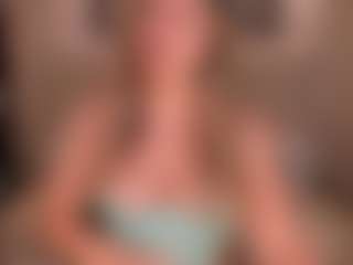 AmyWoods's Live Sex Cam Show