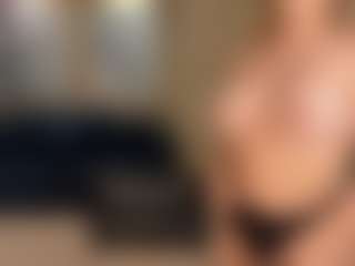 AmyWoods's Live Sex Cam Show
