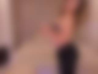 AmyWoods's Live Sex Cam Show