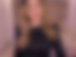 Live cam show with AmyWoods - Lush on googirlz