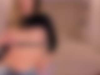 AmyWoods's Live Sex Cam Show