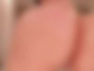 Live cam show with AmyWoods - Butt Plug on Camsoda