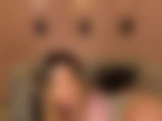 AmyWoods's Live Sex Cam Show