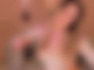 AmyWoods's Live Sex Cam Show
