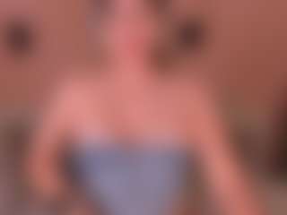 AmyWoods's Live Sex Cam Show