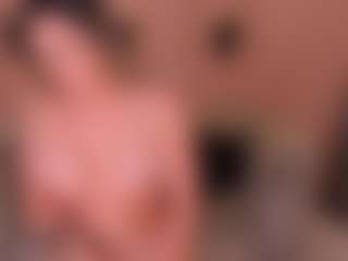 Live cam show with AmyWoods - Deepthroat on xplaylive.com