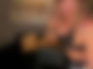 AmyWoods's Live Sex Cam Show