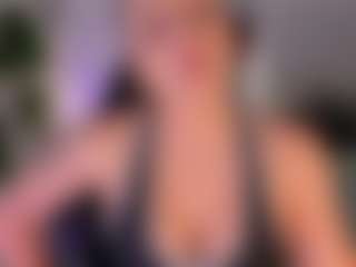 AmyWoods's Live Sex Cam Show