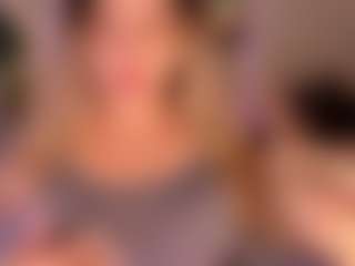 AmyWoods's Live Sex Cam Show