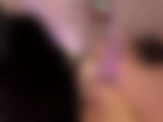 AmyWoods's Live Sex Cam Show