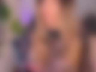 AmyWoods's Live Sex Cam Show