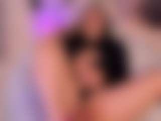 AmyWoods's Live Sex Cam Show