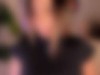 Live cam show with AmyWoods - Average on CamwithHer