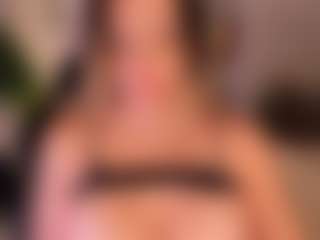 AmyWoods's Live Sex Cam Show
